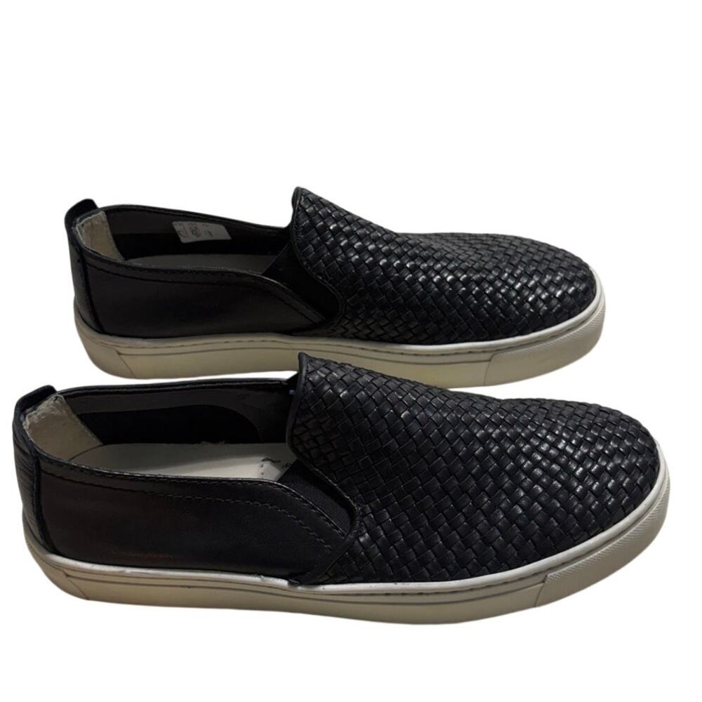 The FLEXX Sneak Name Slip On Sneakers Women's US Size 9 Black Woven Leather